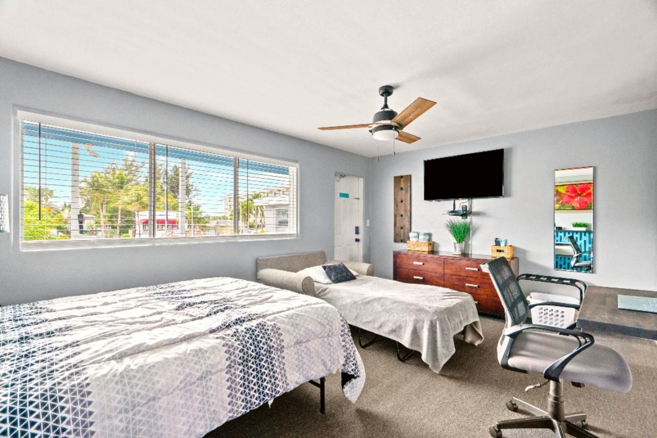 Boutique Beach Retreat St. Pete Beach Ngoại thất bức ảnh