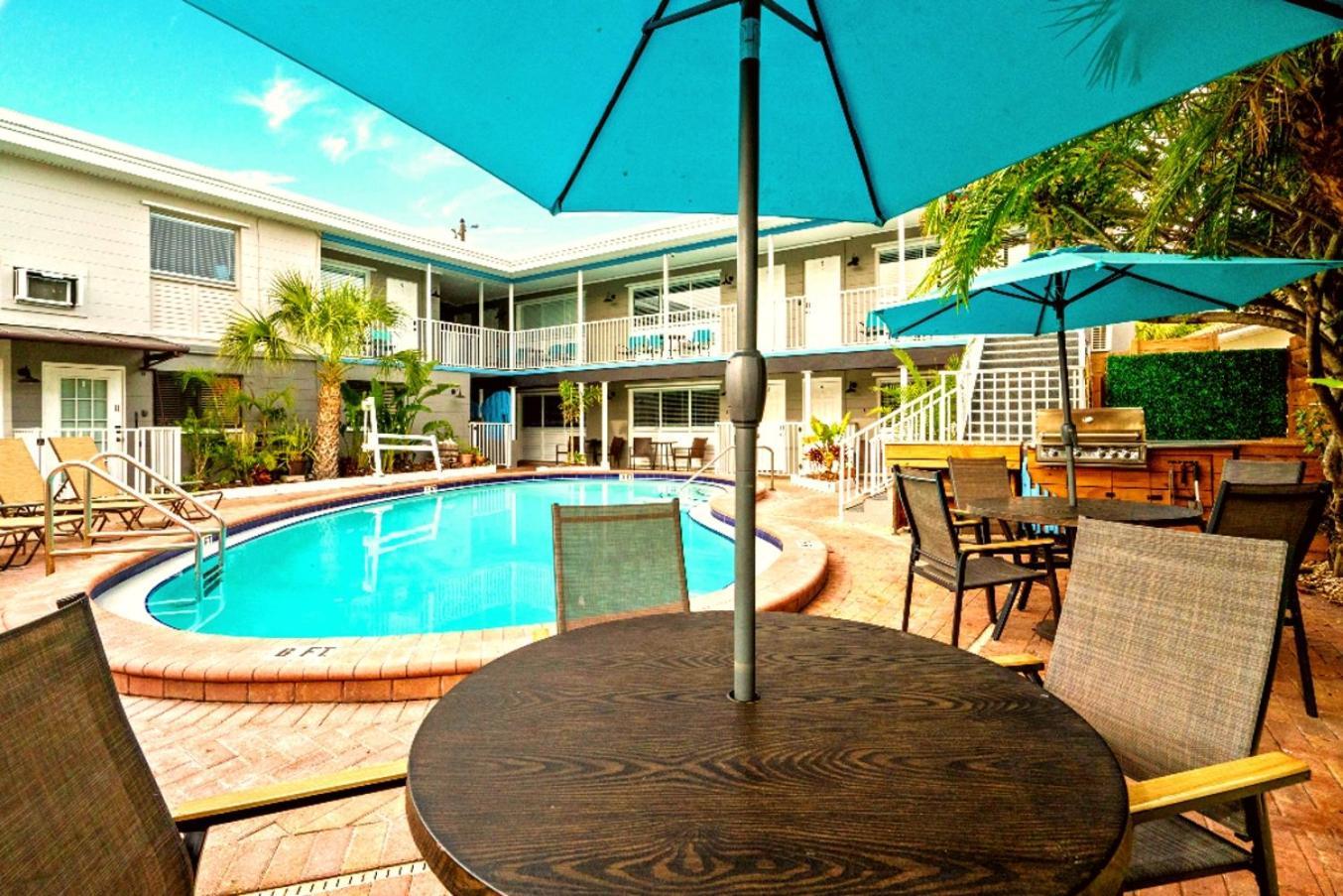 Boutique Beach Retreat St. Pete Beach Ngoại thất bức ảnh