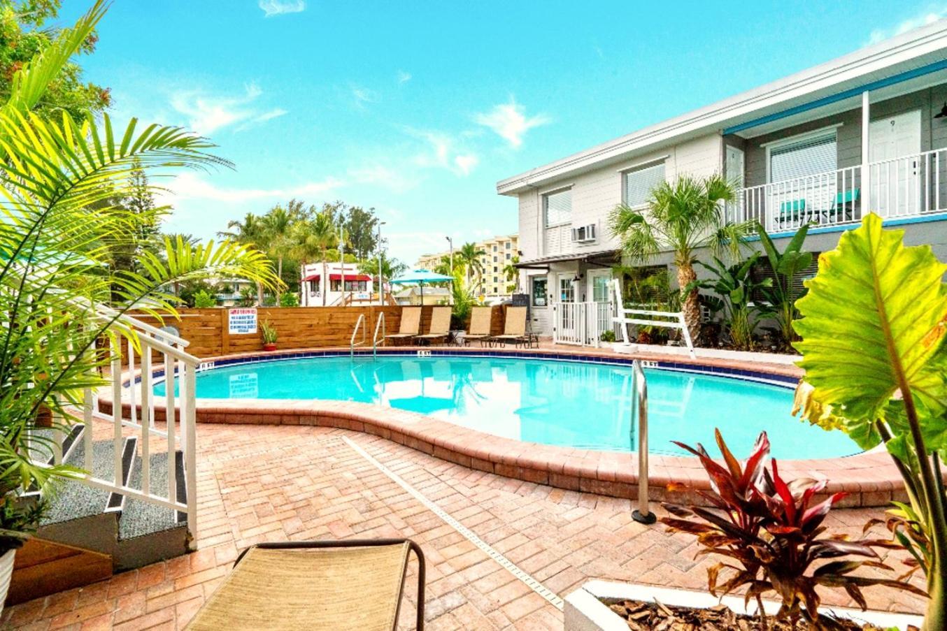 Boutique Beach Retreat St. Pete Beach Ngoại thất bức ảnh
