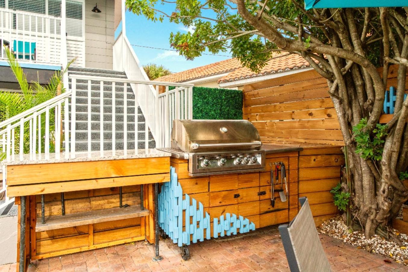Boutique Beach Retreat St. Pete Beach Ngoại thất bức ảnh
